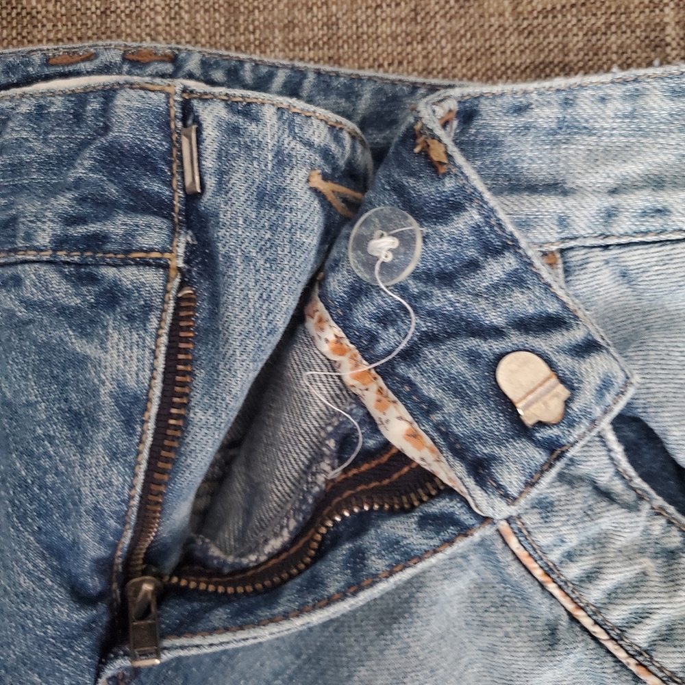 Vintage Tommy Hilfiger y2k denim skirt, size 2 - Picture 10 of 15
